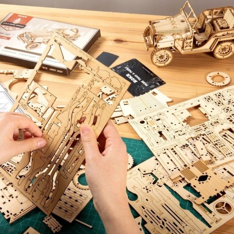 puzzle-3d-robotime-jeep-5