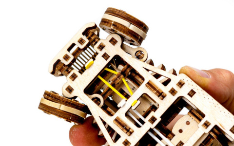 Puzzle-3D-drewniane-auto-hot-rod-Wooden.City-9