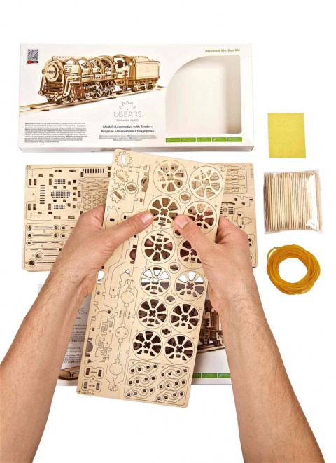 Puzzle-3D-drewniane-kolejka-lokomotywa-Ugears-11