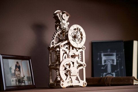 puzzle-3d-ugears-zegar-engine-clock-9