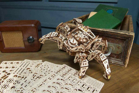 puzzle-3d-ugears-hexapod-model-drewniany-12