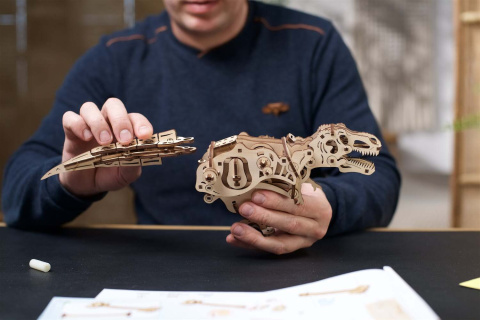 puzzle-3d-tyranozaurus-rex-ugears-5